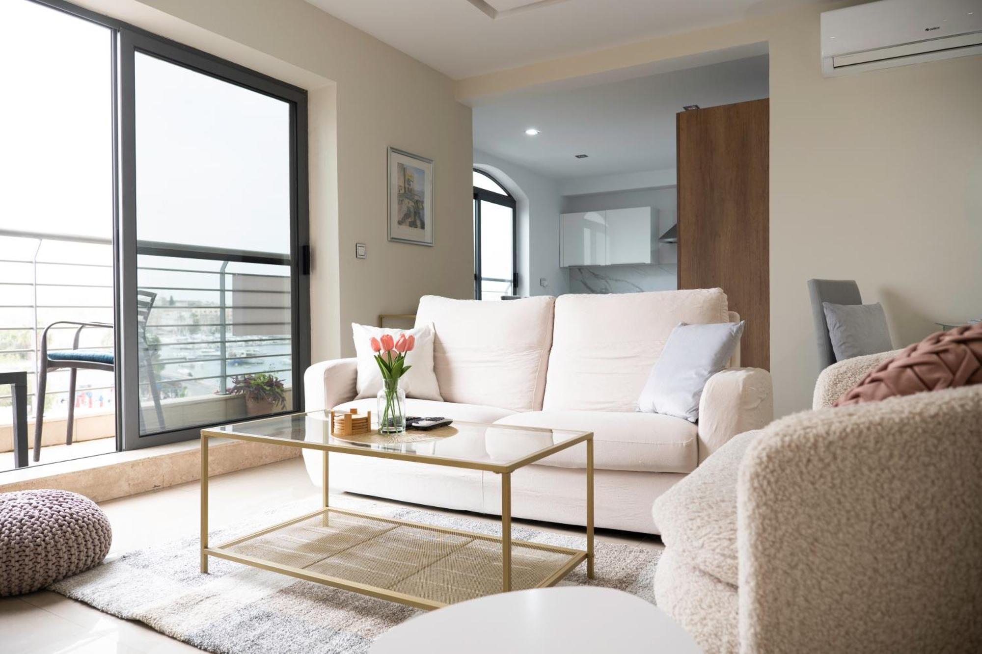 Golden Harbour - 2 Bedrooms, 2 Bathrooms Gzira Exterior photo